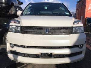 Toyota Noah/Voxy AZR60 2001-2007