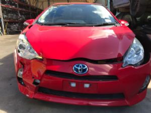 Toyota Aqua NHP10 2011-2015